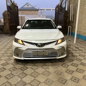 Toyota Camry 2022