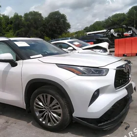 Toyota Highlander 2022
