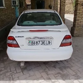 Daewoo Leganza 1998