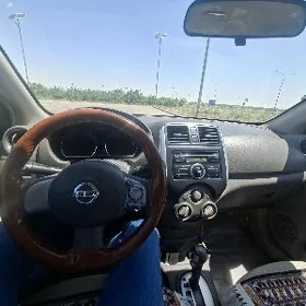 Nissan Versa 2013