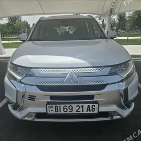 Mitsubishi Outlander 2022