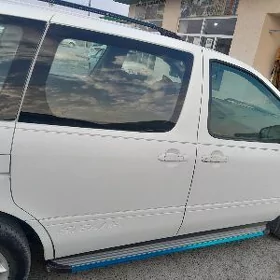 Toyota Sienna 2002
