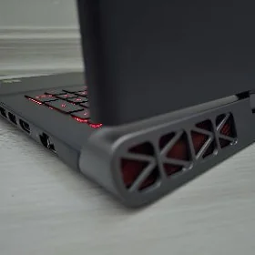 Dell Gaming 1050 Ti i7 16/512