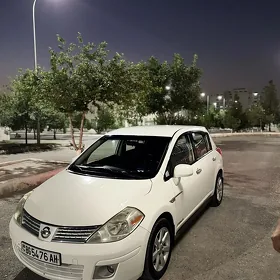 Nissan Versa 2009
