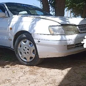 Toyota Carina 1993