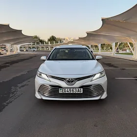 Toyota Camry 2020
