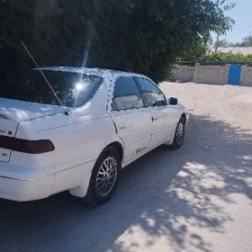 Toyota Camry 1998