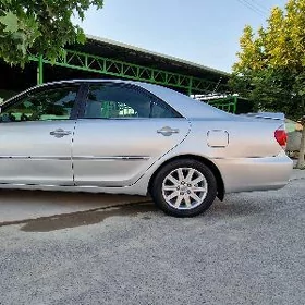 Toyota Camry 2005