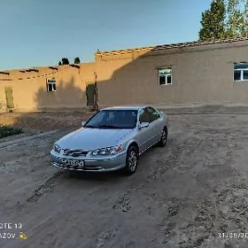 Toyota Camry 2001