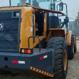 XCMG LW500F 2021