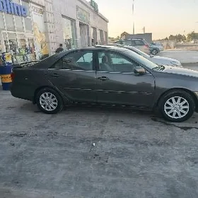Toyota Camry 2005