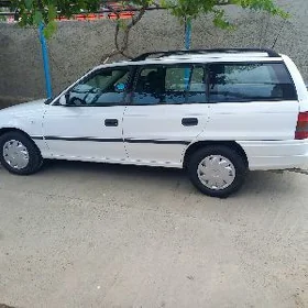 Opel Astra 1995