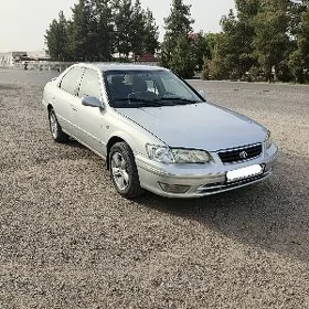 Toyota Camry 2000