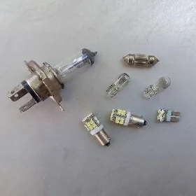 H4 lampa sary