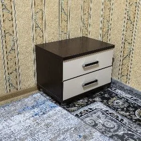 Тумбочка