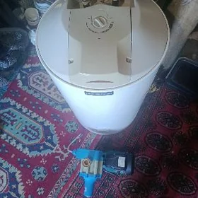 Ariston nasos