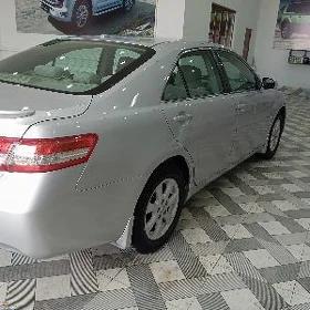 Toyota Camry 2010