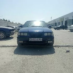 BMW 325 1992