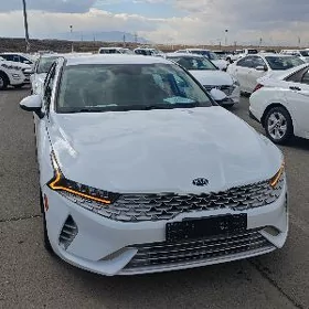 Kia K5 2021