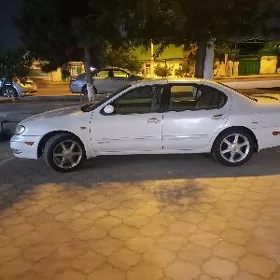 Nissan Maxima 2001