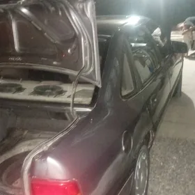 Opel Vectra 1992