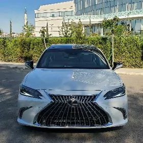Lexus ES 350 2023