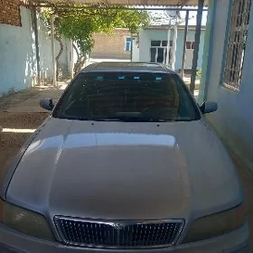 Toyota Sienna 2003