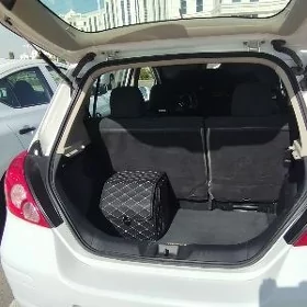 Nissan Versa 2010