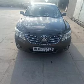 Toyota Camry 2011