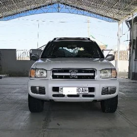 Nissan Pathfinder 2002