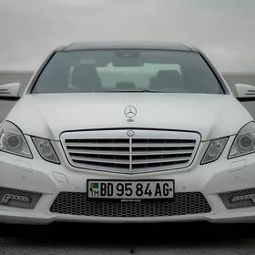 Mercedes-Benz E300 2010