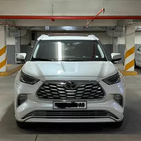 Toyota Highlander 2022