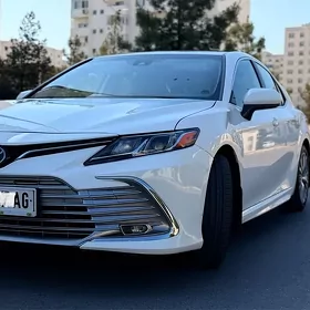 Toyota Camry 2020