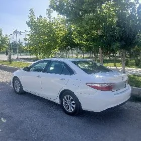 Toyota Camry 2016