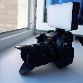 Lumix GH5