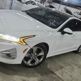 Kia K5 2021