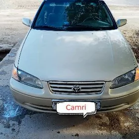 Toyota Camry 1999