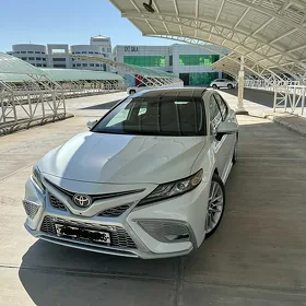 Toyota Camry 2023
