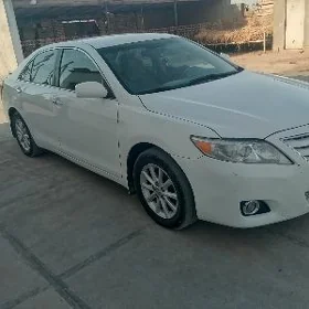 Toyota Camry 2011