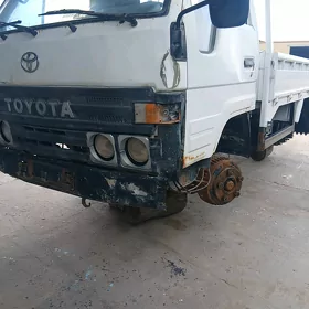 Toyota Dyna 1995