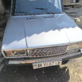 Lada 2107 2000