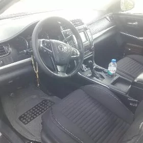 Toyota Camry 2015