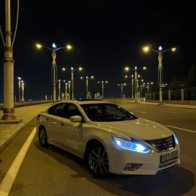 Nissan Altima 2017