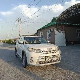 Toyota Highlander 2018