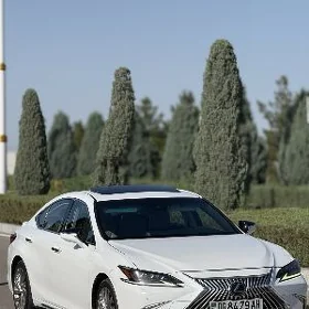 Lexus ES 350 2019