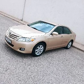 Toyota Camry 2010