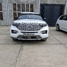 Ford Explorer 2022