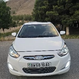 Hyundai Accent 2013