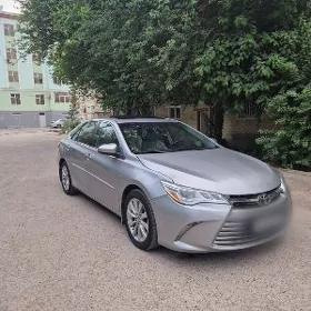 Toyota Camry 2017