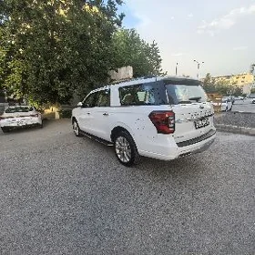Ford Expedition 2022